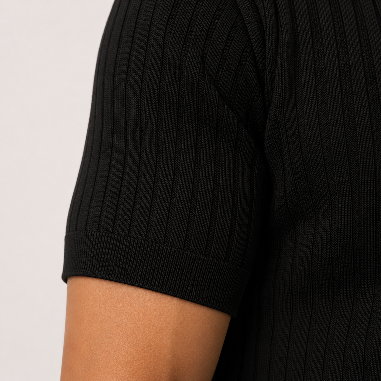 Classic Ribbed Knit Polo - Black